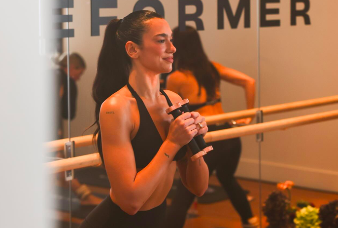 Tονωμένοι ώμοι και καλογυμνασμένα χέρια: H νέα έμφαση στο fitness