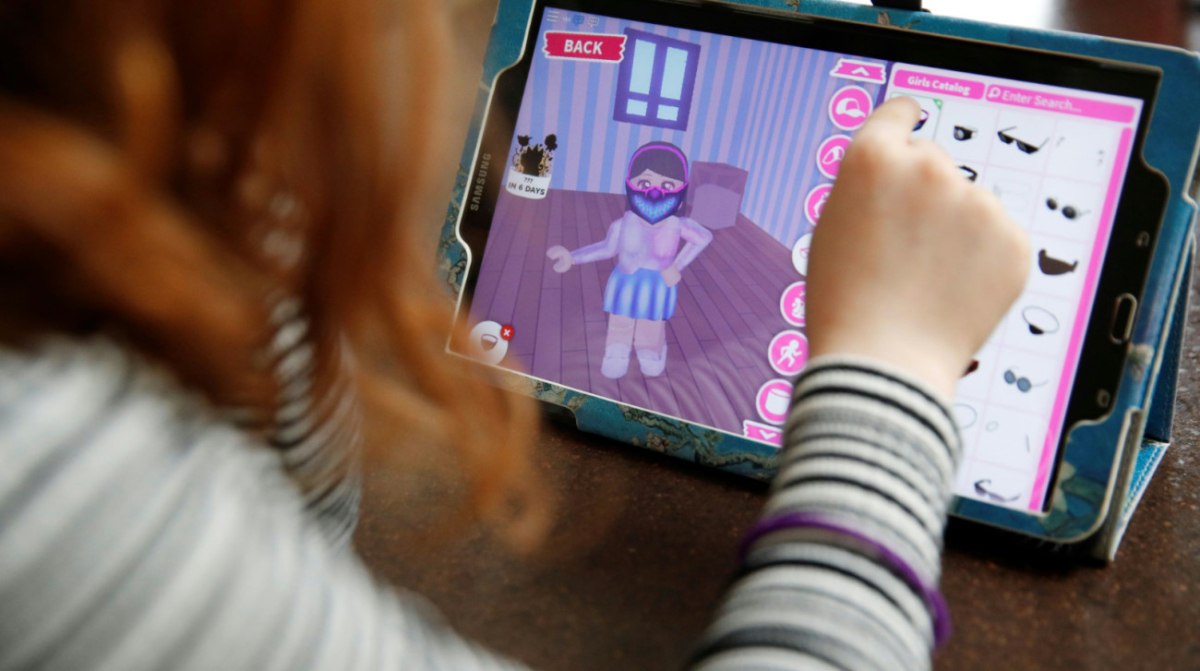 Η Roblox μπλοκάρει τις συνομιλίες των παιδιών με άγνωστους ενήλικες μετά από σειρά δικαστικών αγωγών