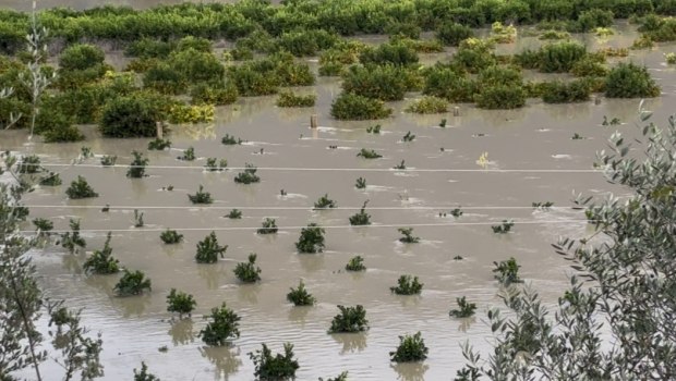 Κακοκαιρία: Γιατί χτύπησε επίμονα μόνο τη Βορειοδυτική Ελλάδα - Το φαινόμενο Οrographic lifting