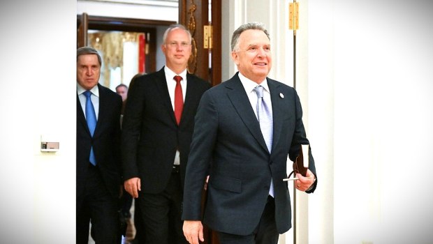 Στα κάγκελα αξιωματούχοι του Στέιτ Ντιπάρτμεντ με Γουίτκοφ – «Μας παρέκαμψε συναντώντας το δεξί χέρι του Πούτι»