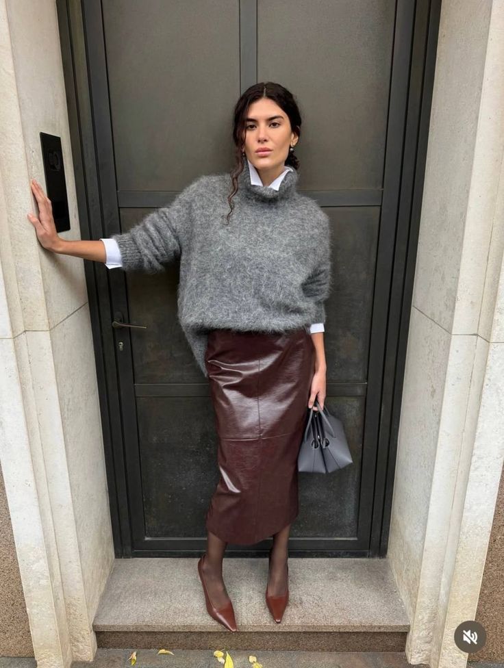 Αυτό το χρώμα παπουτσιών θα κάνει το blue jean σου να δείχνει luxury – Ξέχνα το μαύρο και το μπορντό