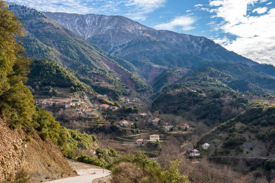 karditsa-bragkiana-eyrytania-dromos