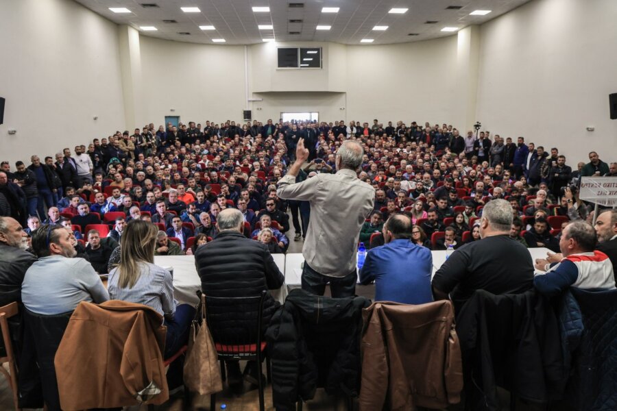 Μπλόκα αποφάσισαν οι αγρότες - Το κλίμα μυρίζει «μπαρούτι»