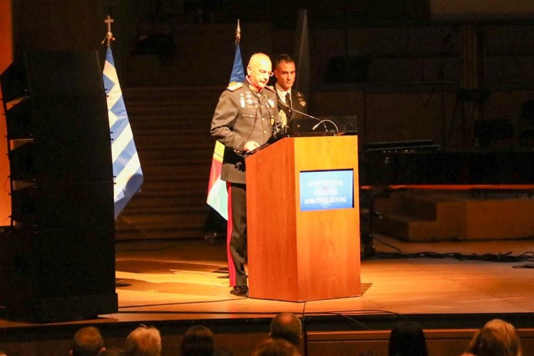 Χούπης στους νέους των Ενόπλων Δυνάμεων: Η στολή που φέρετε αποτελεί όρκο τιμής και επιλογή ζωής