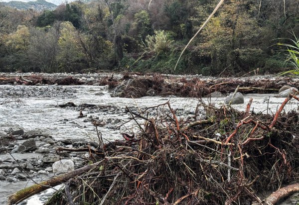 Μετρούν τις πληγές τους οι κάτοικοι στη δυτική Ελλάδα από την κακοκαιρία