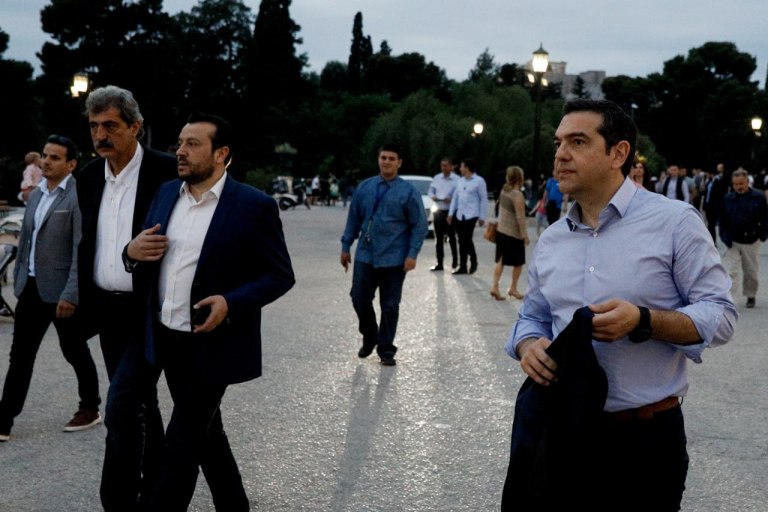 Ο Τσίπρας καίει Πολάκη και Παππά – «Υπερίσχυσαν οι τάσεις» για τη μη διαγραφή του αψύ, ο καταδικασμένος 13-0 που «δεν διευκόλυνε» το κόμμα