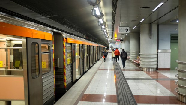 Χωρίς νυχτερινά δρομολόγια το Σάββατο ηλεκτρικός, μετρό και τραμ – Στάση εργασίας