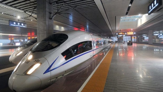 Τραγωδία στην Κίνα: Τρένο έπεσε πάνω σε εργαζόμενους - 11 νεκροί