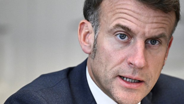 Γαλλία: Ανακοινώνει στρατιωτική θητεία σε εθελοντική βάση με φόντο τον πόλεμο στην Ουκρανία