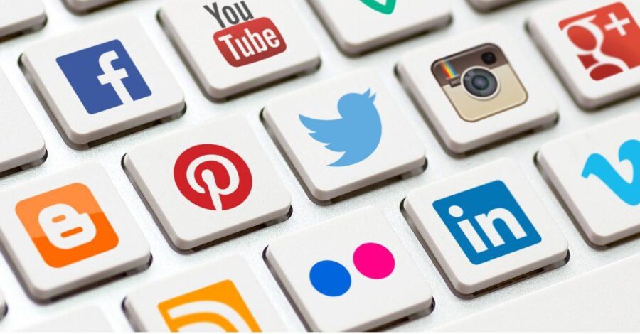 Social media: Τέλος τα κοινωνικά δίκτυα για τους κάτω των 16 ετών; – Τι ζητά η ΕΕ