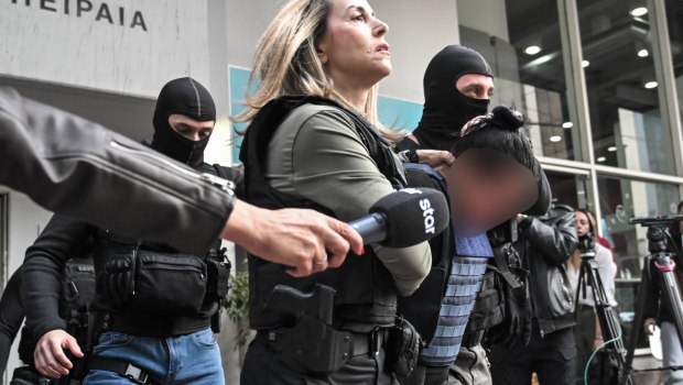 Σαλαμίνα: «Πάρε τα λεφτά και φύγε, δε σε είδα, δε σε ξέρω…» - Γιατί σκότωσε τελικά την 75χρονη η νύφη της