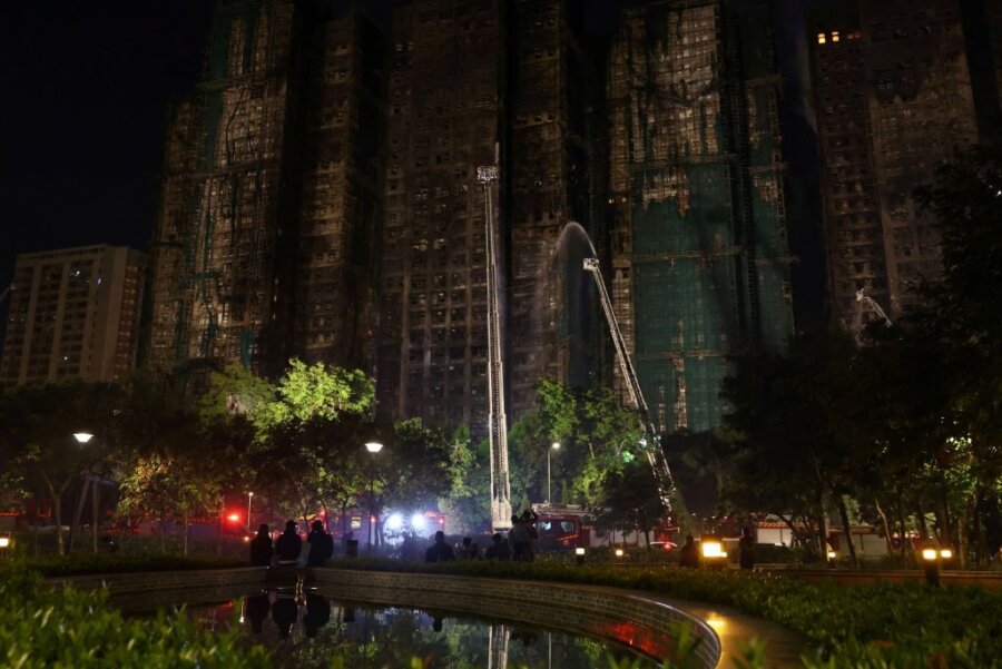 Τραγωδία στο Χονγκ Κονγκ: Τουλάχιστον 83 νεκροί από την φωτιά στους ουρανοξύστες – Πάνω από 200 οι αγνοούμενοι