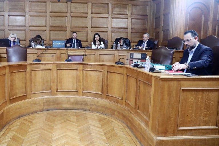 Εξεταστική ΟΠΕΚΕΠΕ: Καρφιά Ντογκούλη σε Neuropublic, o ρόλος των ΚΥΔ και οι αναφορές στον «γκάνγκστερ» Μπαμπασίδη