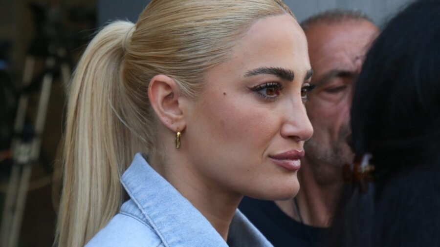 Ιωάννα Τούνη: Διακόπηκε ξανά η δίκη της influencer για την υπόθεση του revenge porn βίντεο