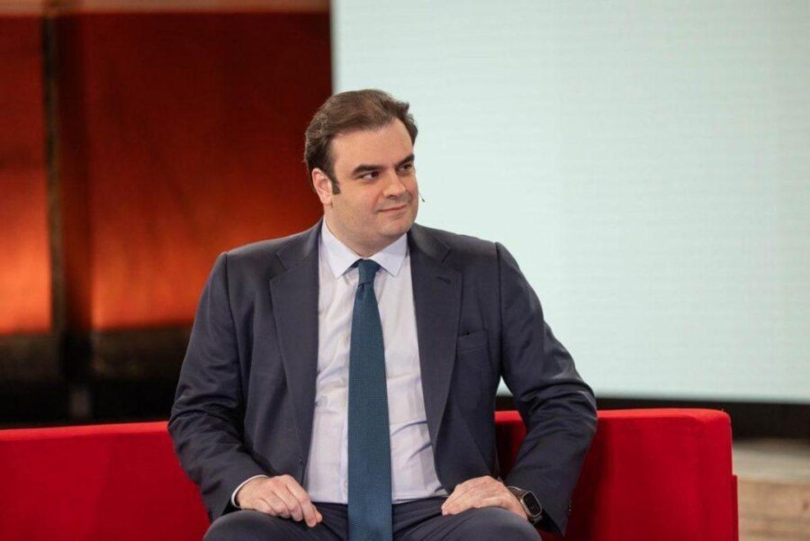 Πιερρακάκης: Υποψήφιος για την προεδρία του Eurogroup – Αντίπαλος ο Βέλγος ομόλογός του