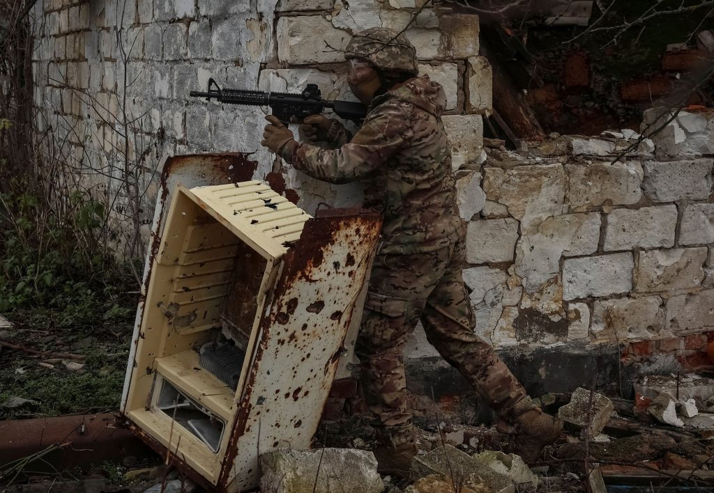 Η Ευρώπη ετοιμάζεται για πόλεμο- Προειδοποιήσεις για ρωσική στρατιωτική κλιμάκωση ωθούν τις χώρες της ΕΕ σε μυστικές ασκήσεις