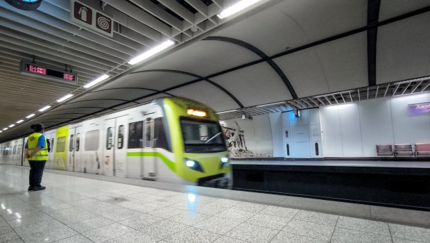 Κανονικά θα λειτουργήσουν μετρό και λεωφορεία το βράδυ του Σαββάτου