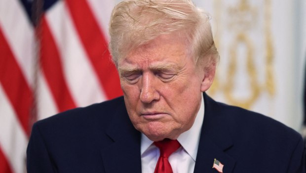 Ο Τραμπ ανακοίνωσε το κλείσιμο του εναέριου χώρου πάνω και γύρω από τη Βενεζουέλα