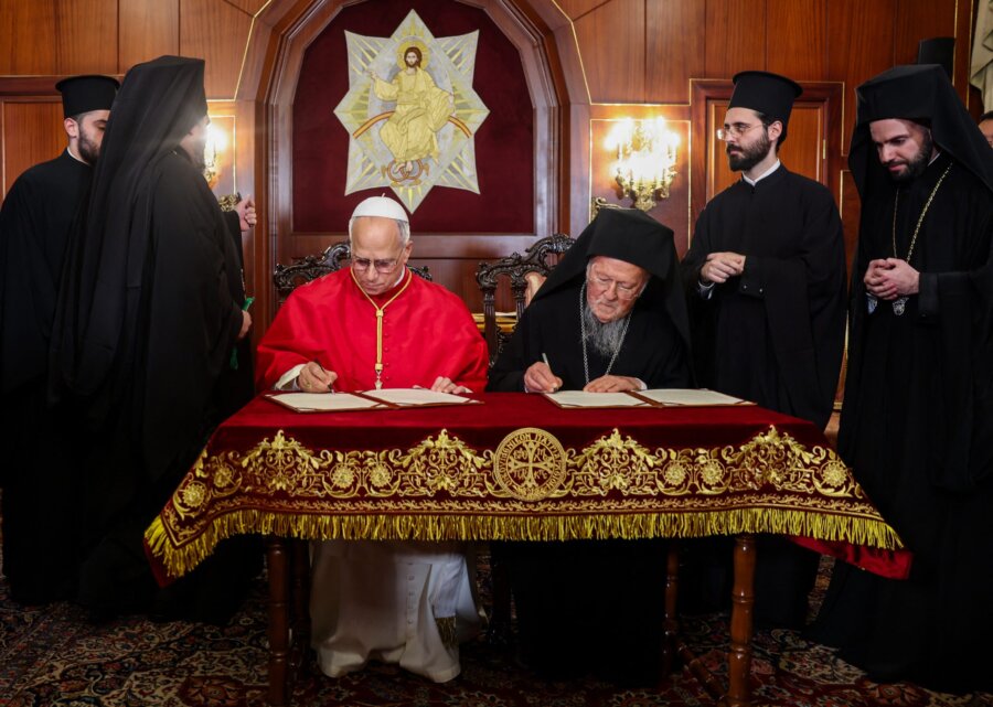 TURKEY-VATICAN-POPE-DIPLOMACY