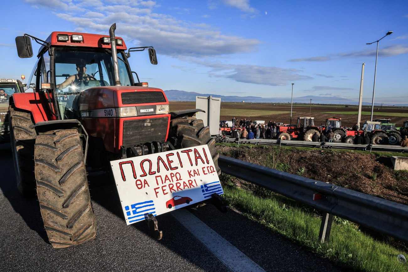 Αστυνομική βία και χημικά σε απεγνωσμένους αγρότες από το καθεστώς Μητσοτάκη των «Φραπέδων» και των «Χασάπηδων»
