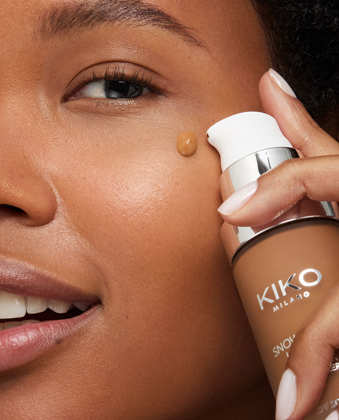 KIKO MILANO - SNOW-KISSED HOLIDAY COLLECTION: ΦΙΛΙ ΑΠΟ ΠΑΓΟ ΛΑΜΨΗ ΑΝΕΞΙΤΗΛΗ