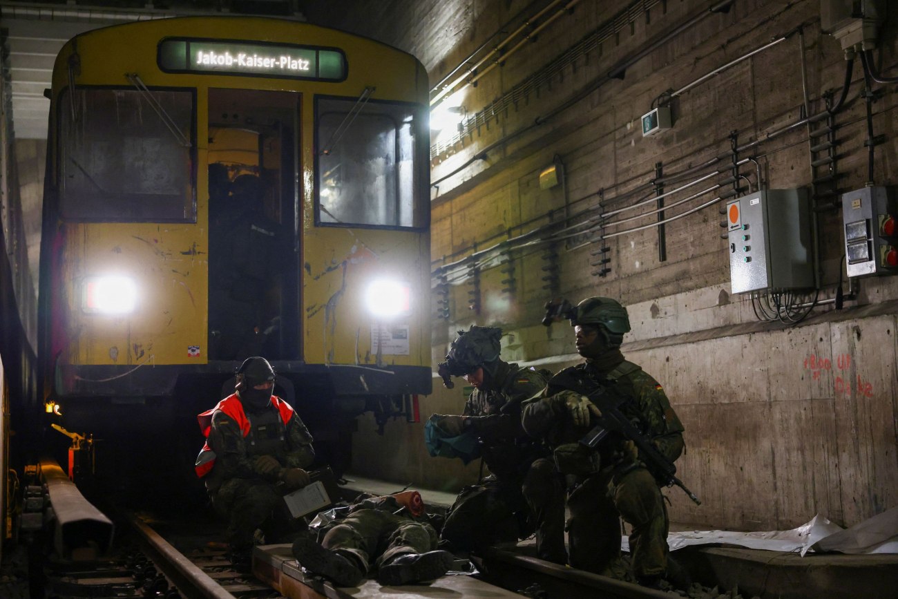 Άγνωστοι έκλεψαν χιλιάδες πυρομαχικά που προορίζονταν για τον γερμανικό στρατό