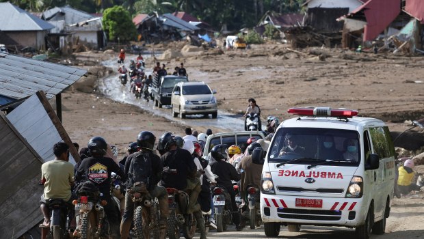Φονικές πλημμύρες στη Σουμάτρα: Τουλάχιστον 631 νεκροί και 1 εκατομμύριο εκτοπισμένοι