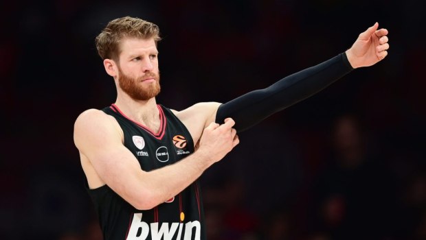 Το «πρέπει», το μήνυμα και η… άμυνα