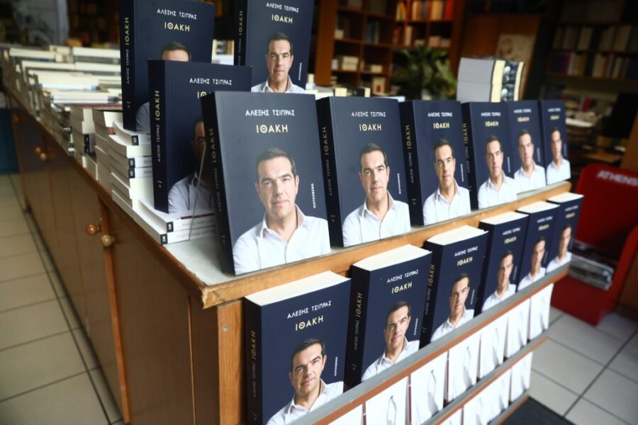 Η «Ιθάκη» ανακατεύει τα… χαρτιά στην Κεντροαριστερά και ο Τσίπρας ανοίγει τα δικά του