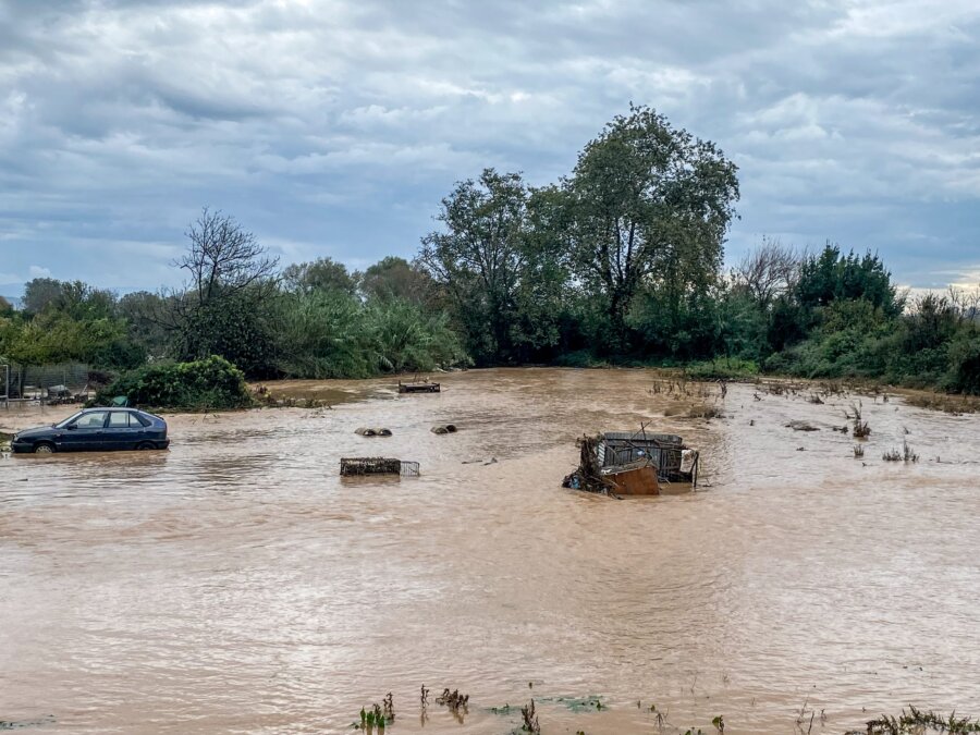 ΠΛΗΜΜΥΡΕΣ ΚΑΙ ΚΑΤΑΣΤΡΟΦΕΣ ΑΠΟ ΤΗΝ ΚΑΚΟΚΑΙΡΙΑ ΣΤΗΝ ΗΠΕΙΡΟ  (APOHXOS.GR / EUROKINISSI)