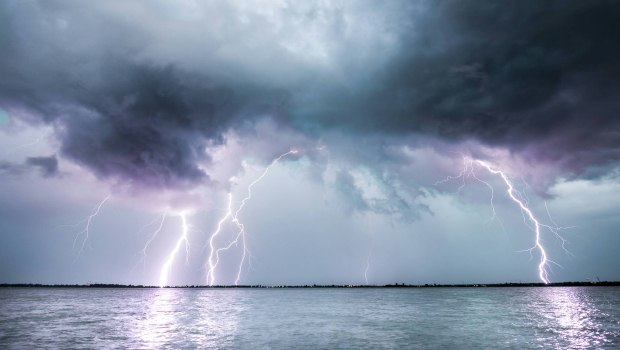 Κακοκαιρία Byron: Η ΕΜΥ επικαιροποίησε το Δελτίο Επικίνδυνων Καιρικών Φαινομένων