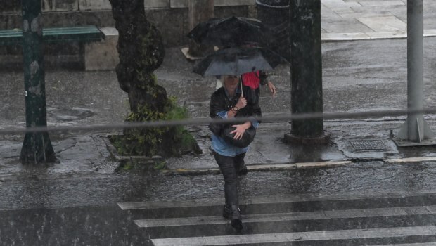 Κακοκαιρία Byron: Δύσκολο 48ωρο με ισχυρές βροχές και χαλάζι - Καταιγίδες και στην Αττική