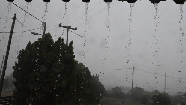 Κακοκαιρία Byron: Μήνυμα του 112 για ισχυρές βροχές και κατολισθήσεις στην Ανατολική Μάνη