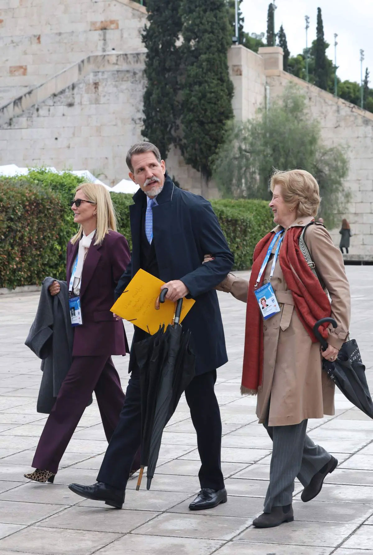 Ολυμπιακή Φλόγα: Ο Παύλος Ντε Γκρες και η οικογένειά του στο Παναθηναϊκό Στάδιο για την Τελετή Παράδοσης