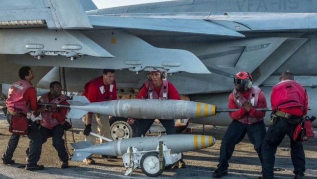 Οι ΗΠΑ πουλούν τεράστιες ποσότητες βομβών στον Καναδά αξίας 2,68 δισ. δολαρίων