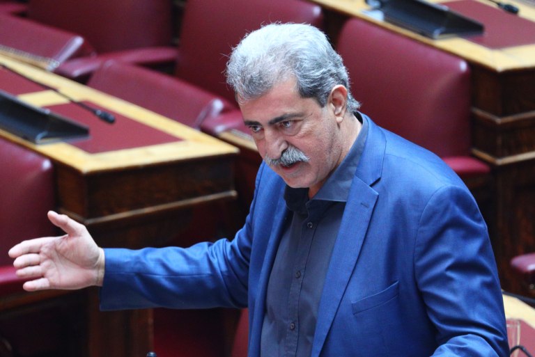 Προκλητικός ο Πολάκης – Φοβάται τα ύψη από τα θεωρεία – ΣΥΡΙΖΑ μέχρι να σβήσει ο ήλιος – Ευτυχώς
