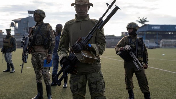 ΛΔ Κονγκό: Αμείωτοι οι βομβαρδισμοί παρά την ειρηνευτική συμφωνία - «Εκρήγνυνται πάνω από τα σπίτια»