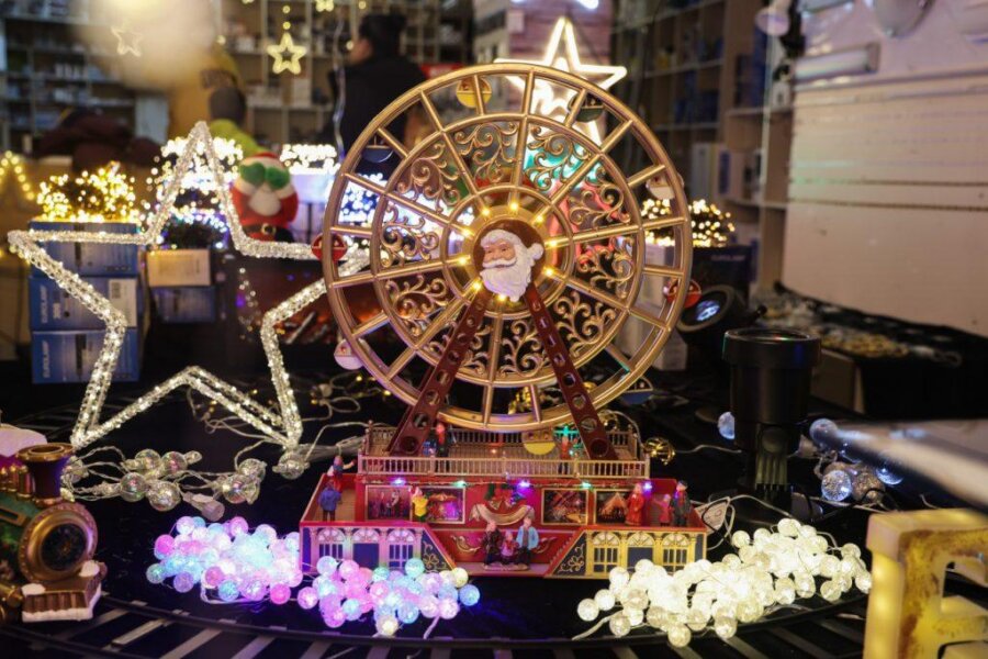 Εορταστικό ωράριο: Πρεμιέρα κάνει την Πέμπτη – Τι πρέπει να γνωρίζετε