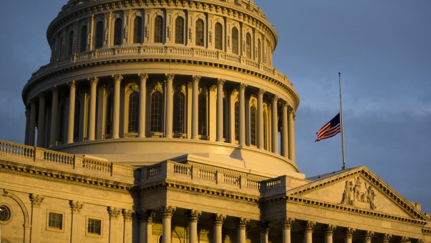 ΗΠΑ: Υπό κράτηση 30χρονος που φέρεται να είχε τοποθετήσει βόμβες την παραμονή της επίθεσης στο Καπιτώλιο το 2021