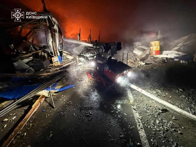 Επιθέσεις σε σιδηροδρομικό σταθμό και άλλες υποδομές στην Ουκρανία [βίντεο]