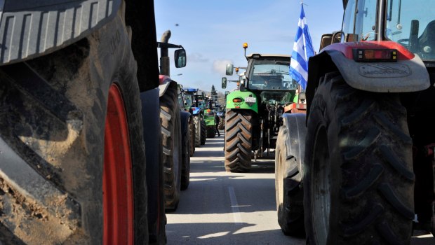 Δίπλα στους αγρότες Σωματεία και Ομοσπονδίες - Συγκέντρωση το απόγευμα στο υπ. Αγροτικής Ανάπτυξης