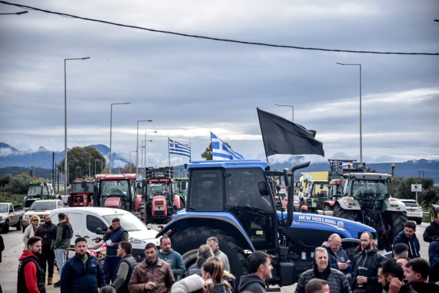 Έκτακτη σύσκεψη για το αγροτικό στο Μαξίμου υπό τον Μητσοτάκη – Στο επίκεντρο το θέμα των πληρωμών