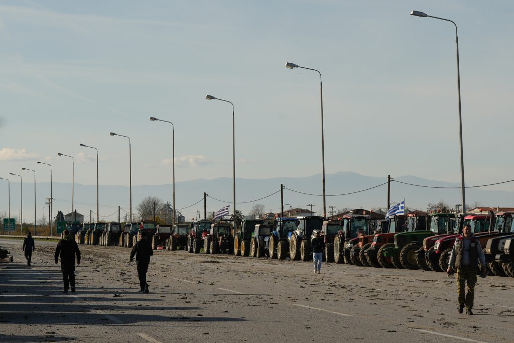 Πώς παρουσιάζουν τα Διεθνή Μέσα τις αγροτικές κινητοποιήσεις στην Ελλάδα