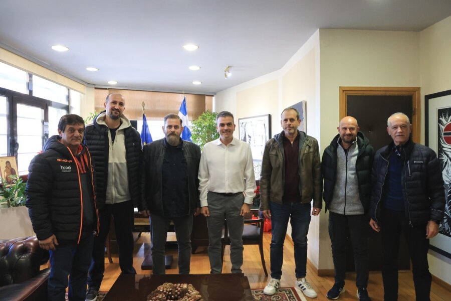 mamakos-athlitika-somateia