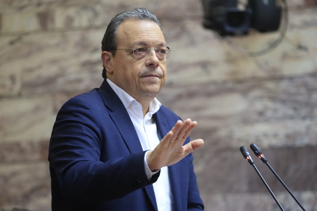 Φάμελλος στην ΚΟ του ΣΥΡΙΖΑ για συνεργασίες: Βάζουμε το «εμείς» πάνω από το «εγώ», το πρόγραμμα πάνω από τις καρέκλες