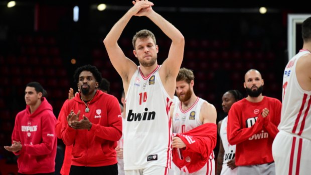 Να επιστρέψει στις νίκες θέλει ο Ολυμπιακός κόντρα στη Μπαρτσελόνα