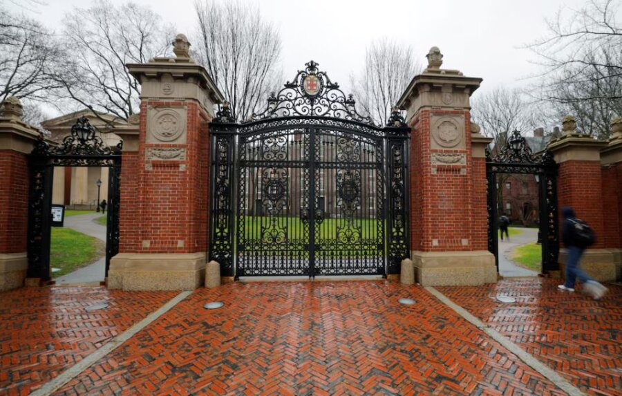 Η ανακοίνωση του Πανεπιστημίου Μπράουν για τις δολοφονίες στις εγκαταστάσεις του