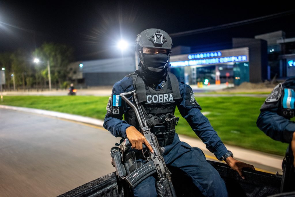 Συναγερμός στην Αυστραλία: Πυροβολισμοί στην παραλία Μπόνταϊ του Σίδνεϊ