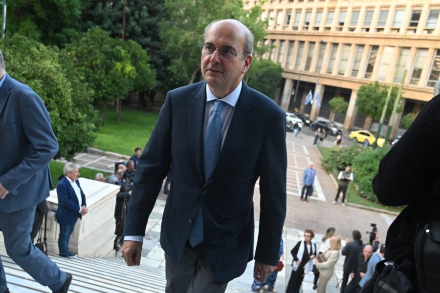 Κωστής Χατζηδάκης σκαλιά