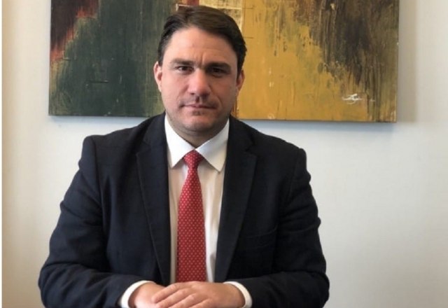 Ο εκπρόσωπος Τύπου του ΠΑΣΟΚ, Κώστας Τσουκαλάς